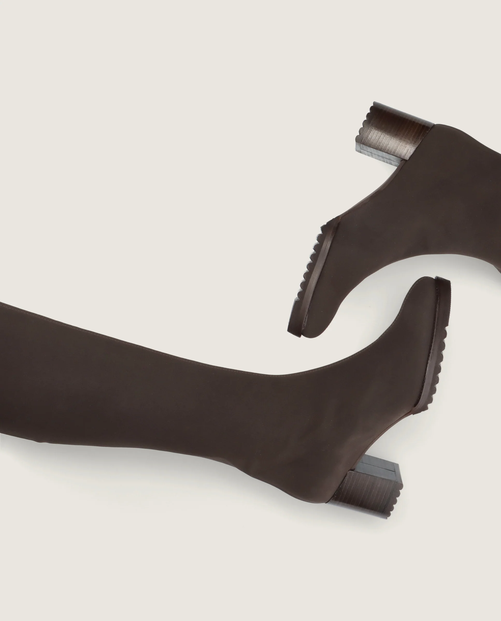 Botas Cindy Marrones Tejidos - Image 4