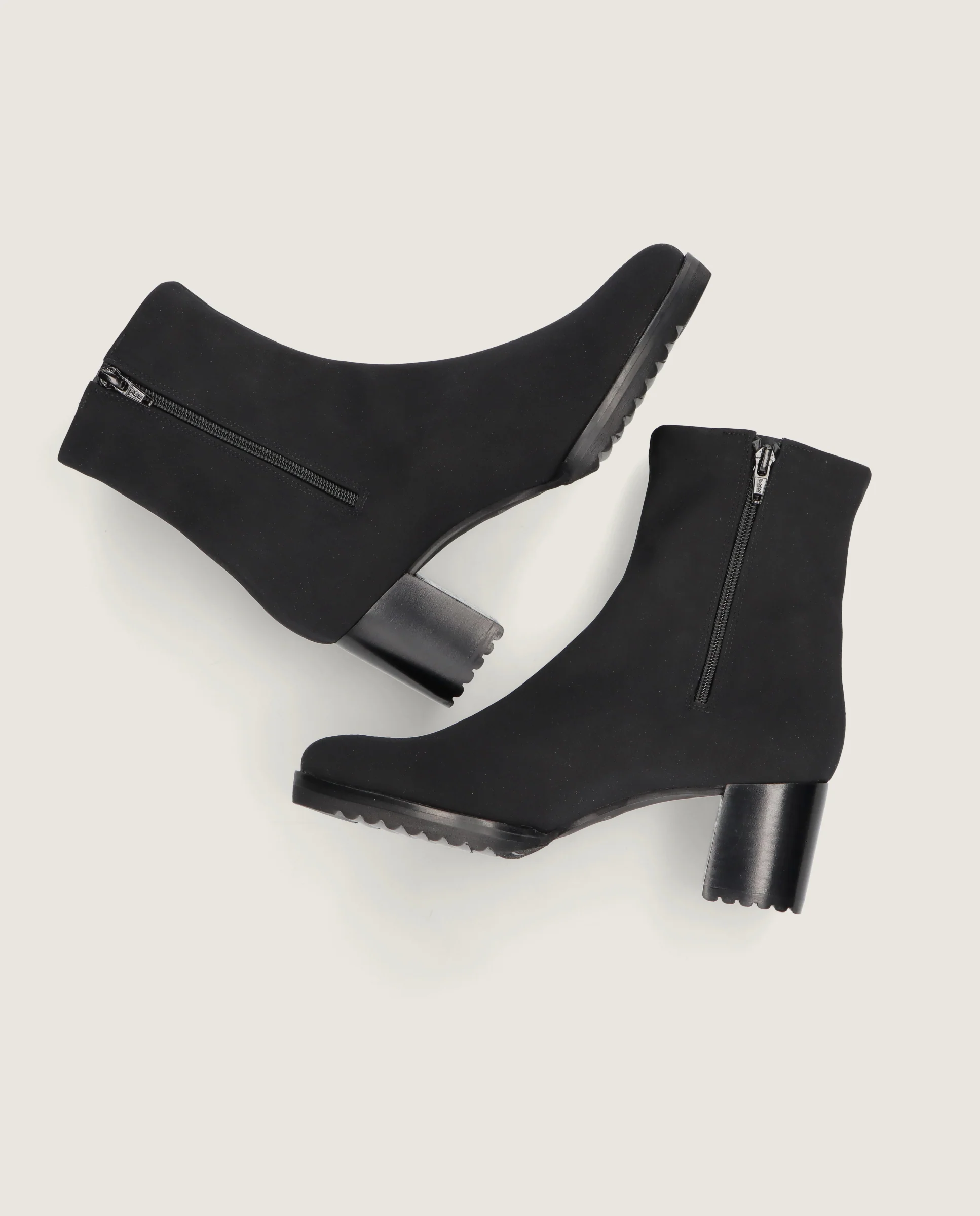 Botines Cindy Negros Tejidos - Image 4