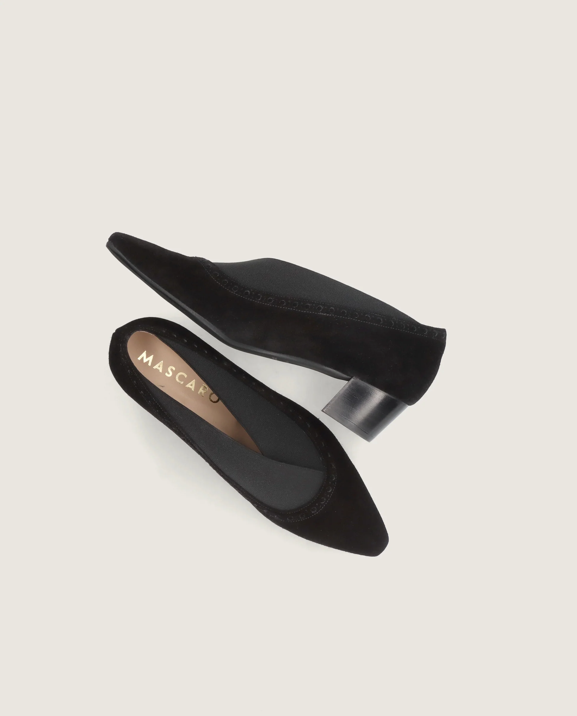 Salon Greta Negros Ante - Image 4