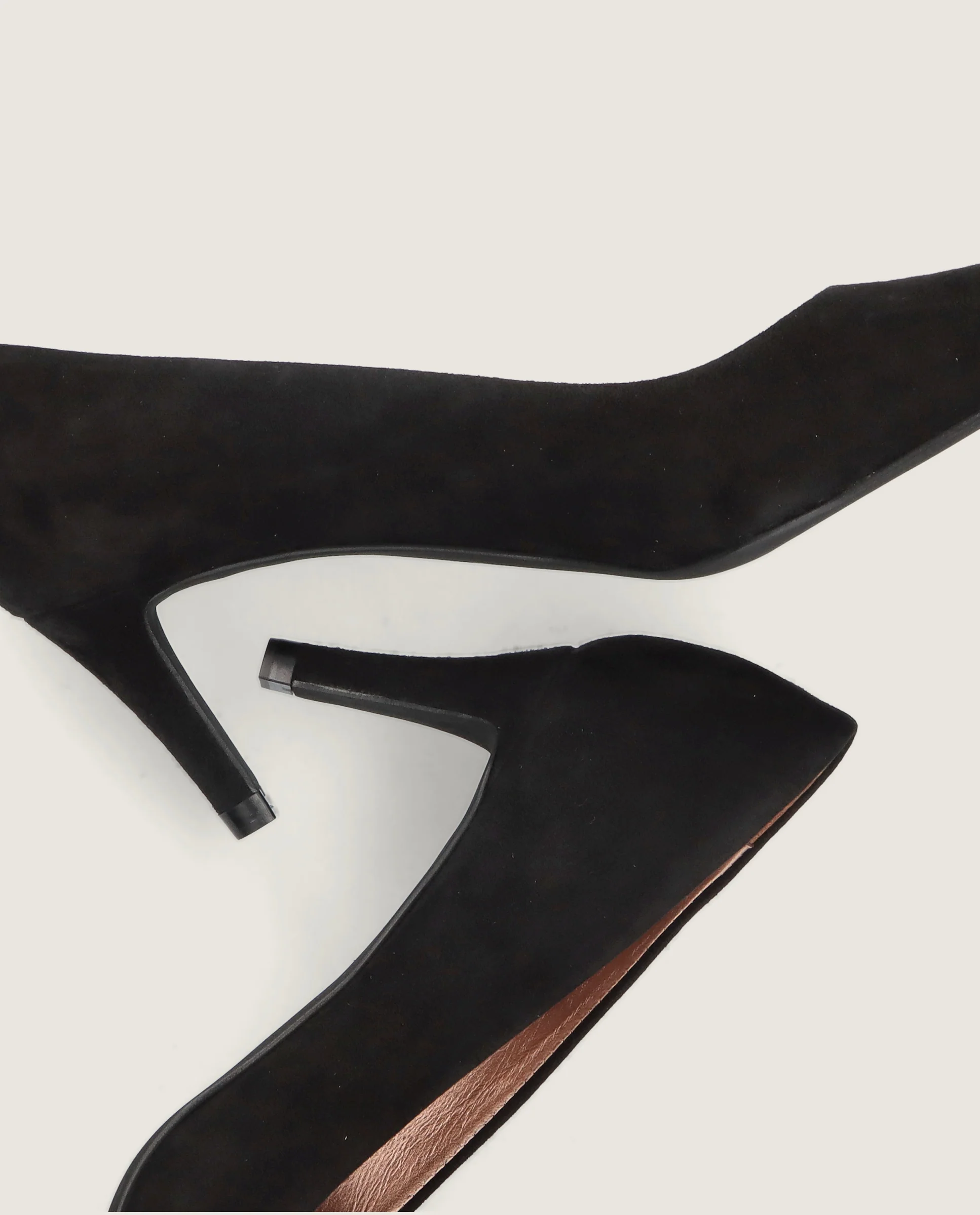 Salon Phoebe Negros Ante - Image 4